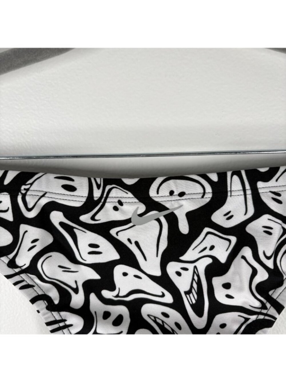Nike Women XL Black White Multi Print Hydrastrong Cheeky Bikini Swim Bottom NWT - Picture 6 of 13